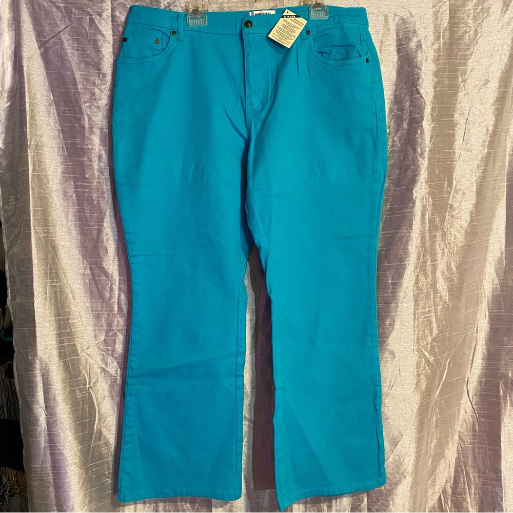 Mainstreet Blues jeans SZ 20W, NWT, stretch, wide leg, medium rise. Summery!